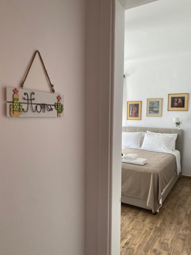 Reginas Apartments อิกเซีย ภายนอก รูปภาพ